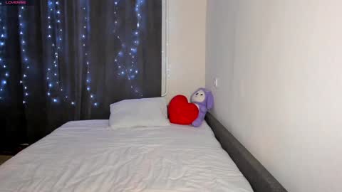 Snapshot of honeybunnyyy_ chatting on 03.30.26 HoneyBunny online show from 03.30.26