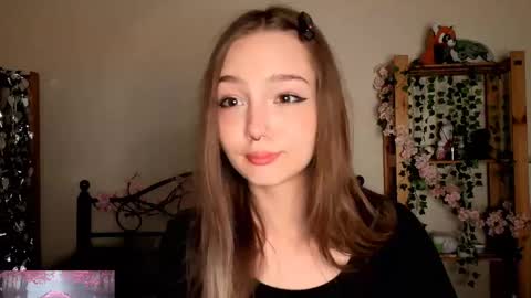 Snapshot of honeycomfya chatting on 05.11.26 Masha online show from 05.11.26