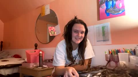 Snapshot of honeydrippinbunny chatting on 11.08.25 HoneyDrippinBunny online show from 11.08.25