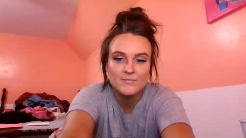 Snapshot of honeydrippinbunny chatting on 02.02.26 HoneyDrippinBunny online show from 02.02.26