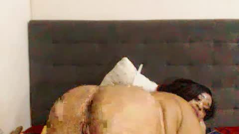 Snapshot of honeydropsxx2 chatting on 02.12.25 honeydropsxx2 online show from 02.12.25