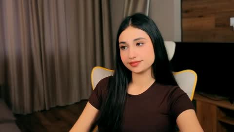 Snapshot of honeylanaa chatting on 05.13.26 Lana online show from 05.13.26