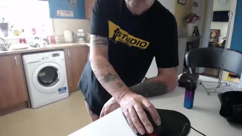 honeymaster290 online show from 11.17.25