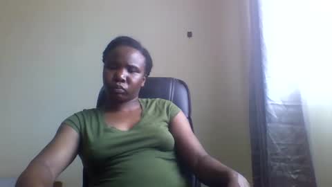 Honeymuny online show from 10.31.25