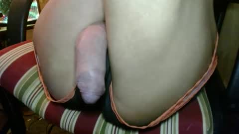 Snapshot of honeysuckle12791 chatting on 11.07.25 Honeysuckle online show from 11.07.25