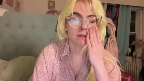 Emi Rose online show from 03.16.26