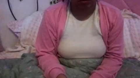 Snapshot of honeyy_89 chatting on 04.27.26 honeyyy89 online show from 04.27.26