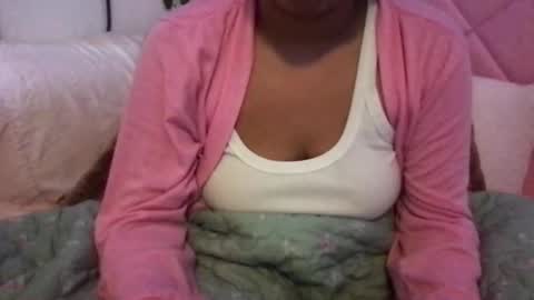 Snapshot of honeyy_89 chatting on 05.19.26 honeyyy89 online show from 05.19.26