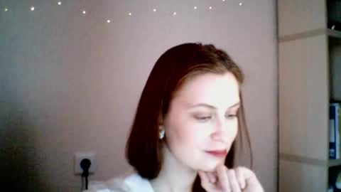Snapshot of honeyy_bun chatting on 04.23.26 honeyy_bun online show from 04.23.26