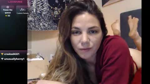 HoodHippy online show from 10.29.25