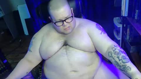 Snapshot of hoosierdaddyxl chatting on 02.20.26 Sir online show from 02.20.26