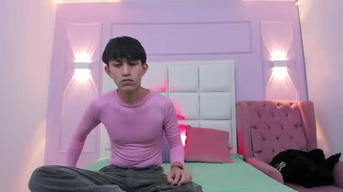 hoot_booys_ online show from 10.28.25