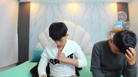 Snapshot of hoot_booys_ chatting on 03.02.26 hoot_booys_ online show from 03.02.26