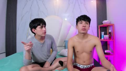 hoot_booys_ online show from 04.07.26