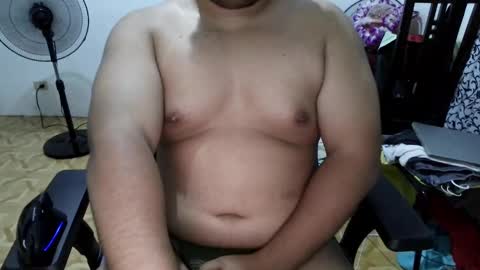 Snapshot of hopefulcub chatting on 09.28.25 hopefulcub online show from 09.28.25