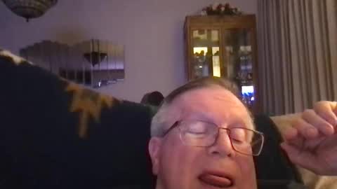 Snapshot of horndog69b chatting on 01.18.26 horndog online show from 01.18.26