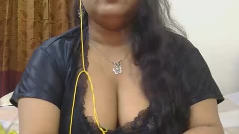 horneydesibabe online show from 10.11.25