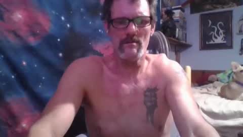 Snapshot of horneyjoe48 chatting on 02.04.25 joey online show from 02.04.25