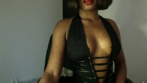 Snapshot of horny_goddess_delilah chatting on 06.19.26 delilah online show from 06.19.26