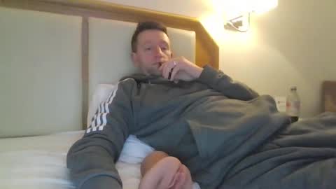 horny_jay86 online show from 05.17.26