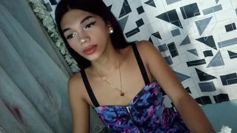 Snapshot of horny_rhiana chatting on 04.07.26 Rhiana online show from 04.07.26