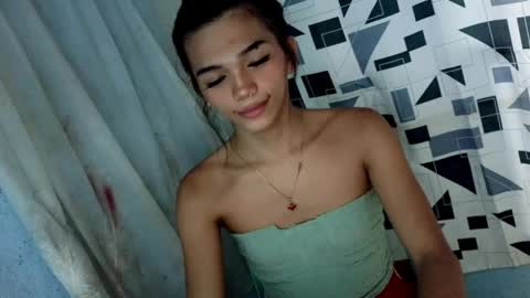 Snapshot of horny_rhiana chatting on 04.08.26 Rhiana online show from 04.08.26