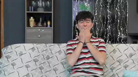 Snapshot of horny_twinks_guys chatting on 03.11.25 Alex and Camilo online show from 03.11.25