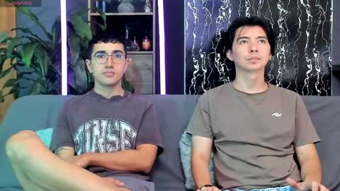 Alex and Camilo online show from 05.04.26