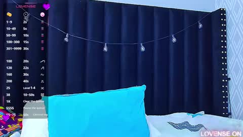 Khloe  online show from 03.09.25