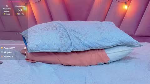 Snapshot of hornybarelylegalgirl chatting on 02.03.26 Khloe online show from 02.03.26