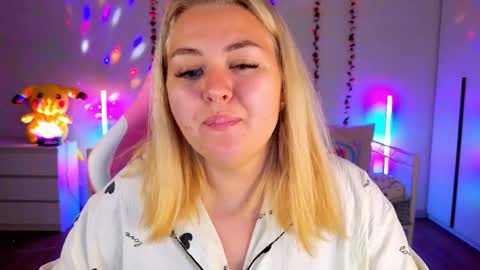 HornyCakee online show from 09.12.25