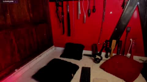 Snapshot of hornydahiana chatting on 12.04.24 Mia Dahianaa   2  hornydahianax online show from 12.04.24