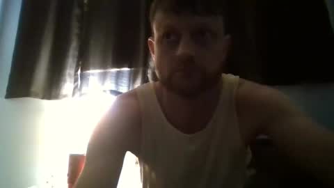 Snapshot of hornydl32 chatting on 09.25.25 hornydl32 online show from 09.25.25