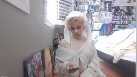 Snapshot of hornyfemfag chatting on 07.16.26 hornyfemfag online show from 07.16.26