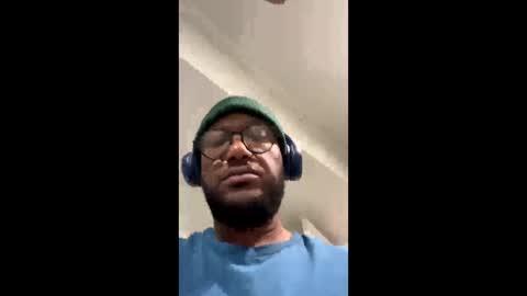 Snapshot of hornyftmguy82 chatting on 12.04.24 hornyftmguy82 online show from 12.04.24