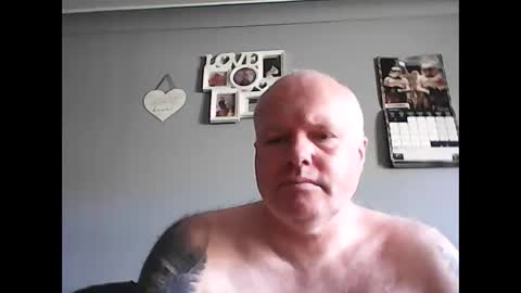 hornyguy19781978 online show from 04.25.26
