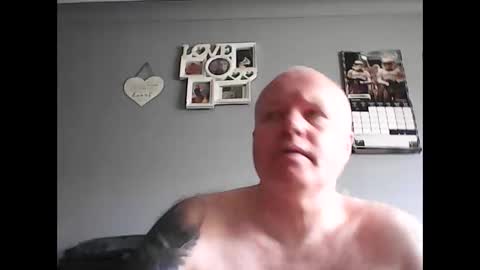 hornyguy19781978 online show from 04.26.26