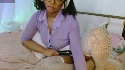 Snapshot of hornylittlehoney chatting on 03.06.25 Horny Little Honey online show from 03.06.25