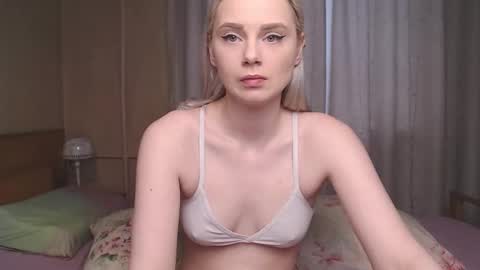 Snapshot of hornylland chatting on 12.19.25 Nikki online show from 12.19.25