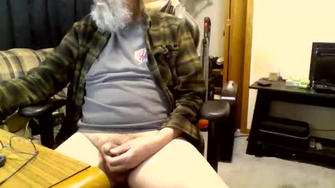 Snapshot of hornymanwi chatting on 02.17.26 hornymanwi online show from 02.17.26