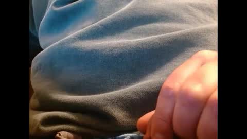 Snapshot of hornypilotguy chatting on 10.04.25 hornypilotguy online show from 10.04.25