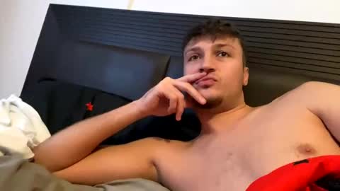 Snapshot of hornystar77 chatting on 01.31.25 Ayan online show from 01.31.25