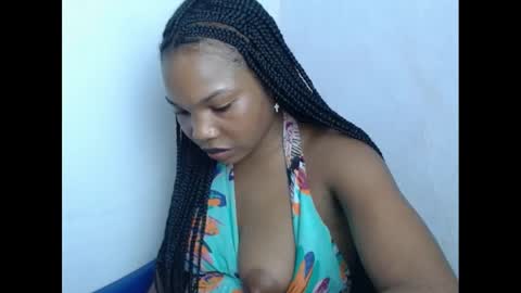 Snapshot of hornyxbum chatting on 01.14.25 hornyxbum online show from 01.14.25