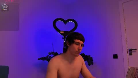 Snapshot of hornyyorck chatting on 08.04.26 Robert online show from 08.04.26