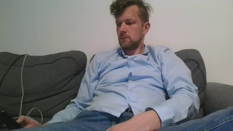 hot2809guy online show from 04.26.26