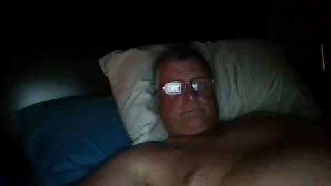 Snapshot of hot4tightholes chatting on 10.12.25 hot4tightholes online show from 10.12.25