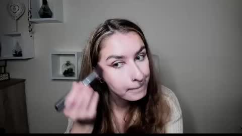 NINA online show from 11.04.25