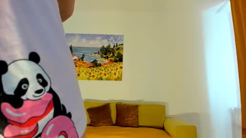 Snapshot of hot_babes_live chatting on 03.02.25 AnaVicky online show from 03.02.25