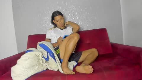 WILLY-JULIAN-GEORGE-YAYO-THIAGO-MOD HADES online show from 09.30.25