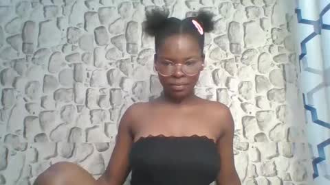 Snapshot of hot_cammy08 chatting on 05.18.26 sweet cammy online show from 05.18.26